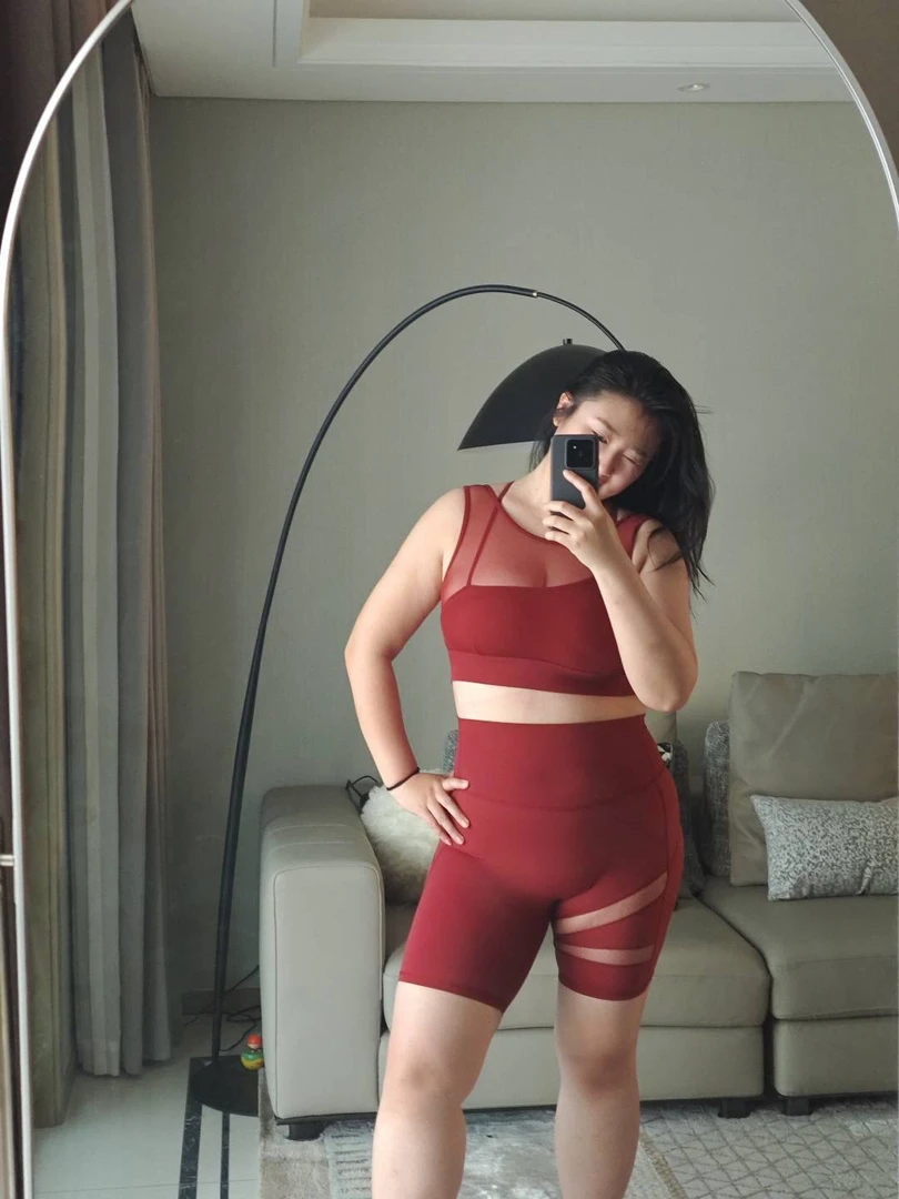 blacky微胖大码绝美小性感瑜伽撸铁骑行中强度运动套装