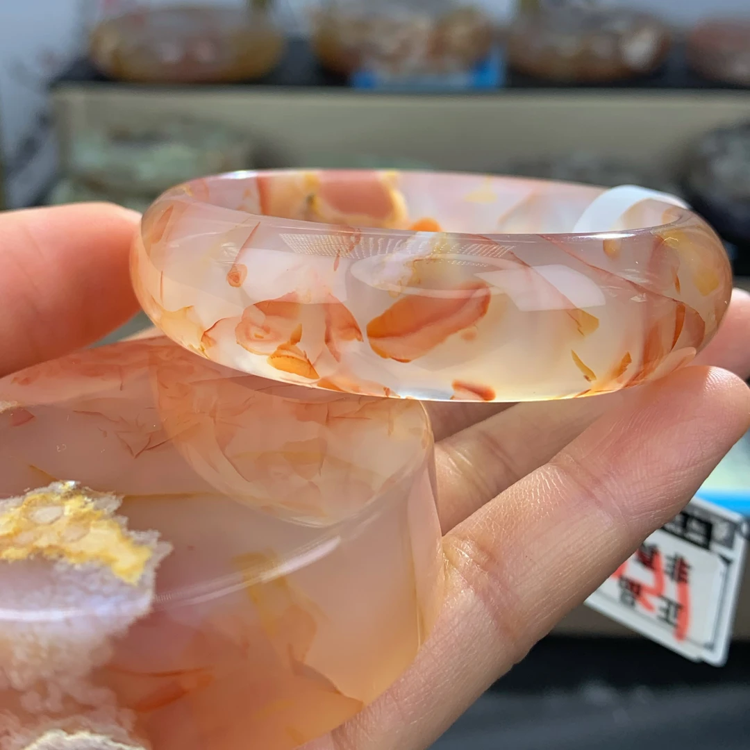 遇见樱花 纯天然樱花玛瑙手镯 龙纹花瓣气质高雅手镯 圈口52