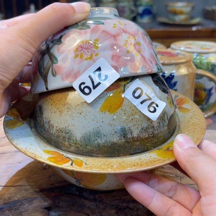摆件边****师景德镇手工制作