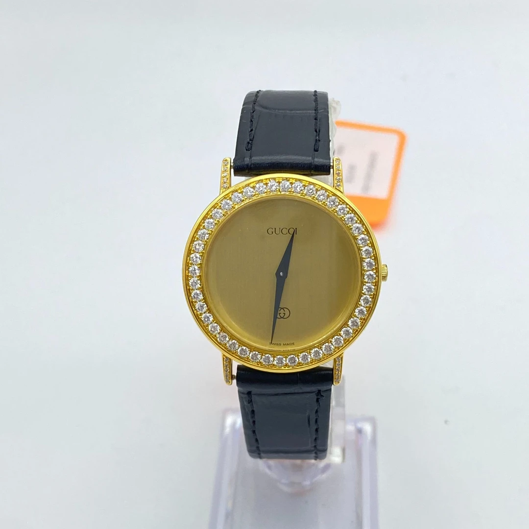 95新 GUCCI/古驰 女士系列/32MM/石英/后镶钻