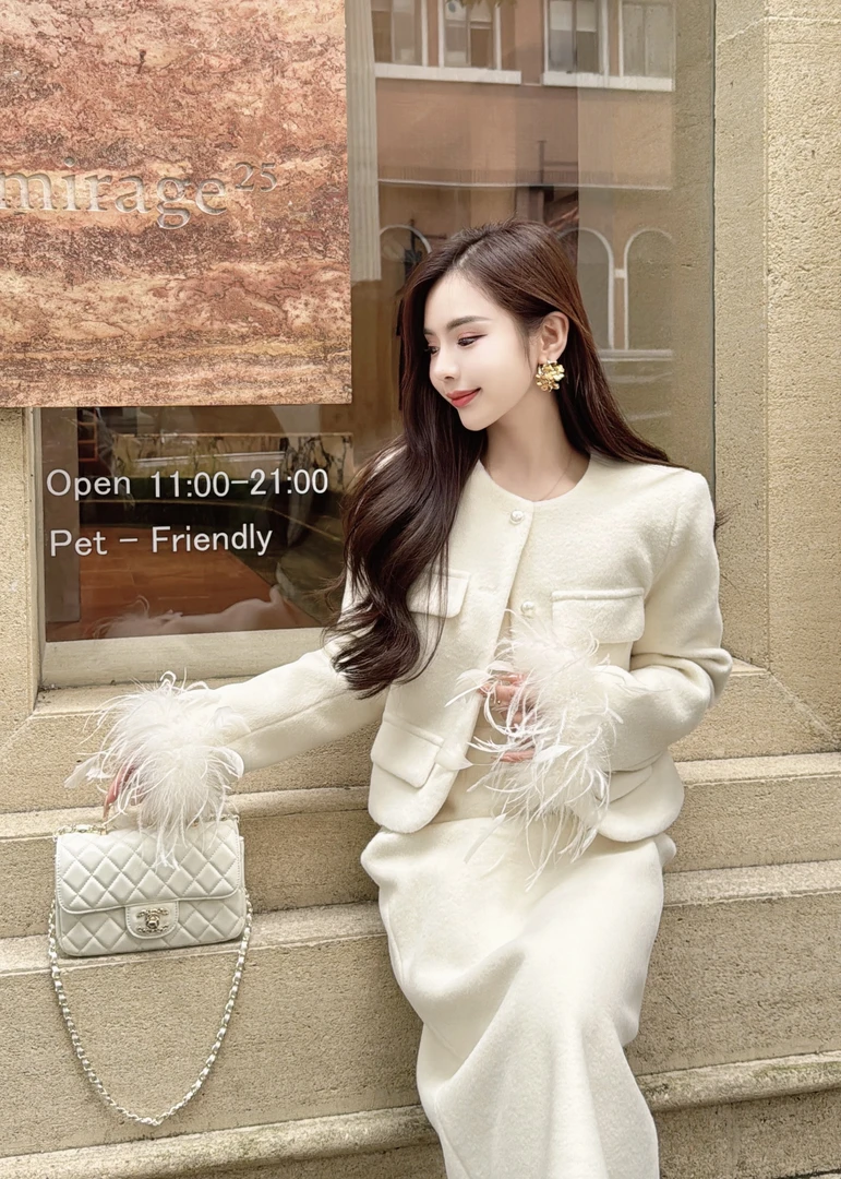 【清仓】【冬装新款】DO611显瘦时尚气质羽绒服套装羊毛呢套装鸵鸟毛