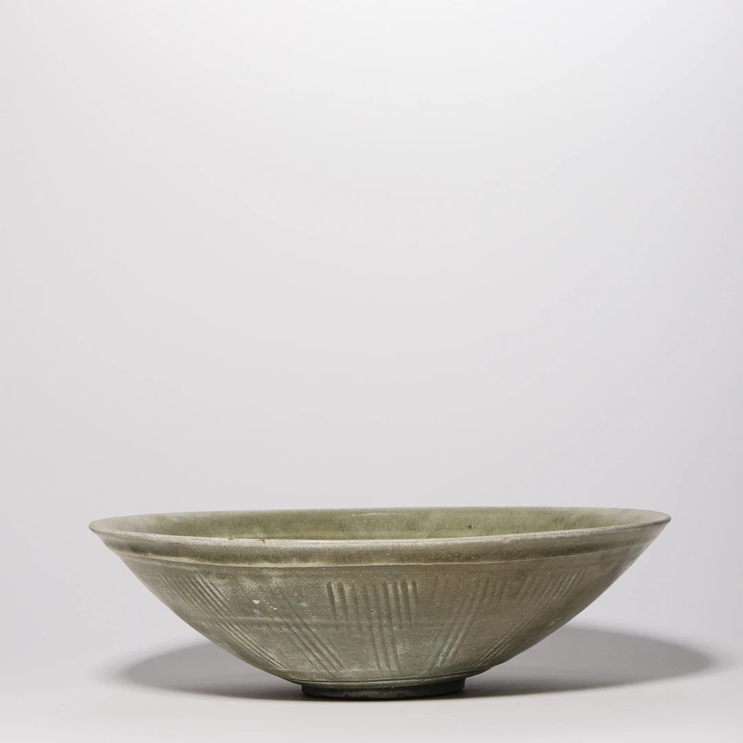 Lot2 明代 青釉内外工大碗【古董拍卖】
