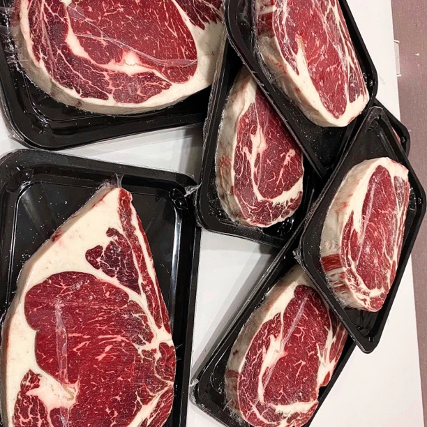 谷饲安格斯原切眼肉牛排1000g