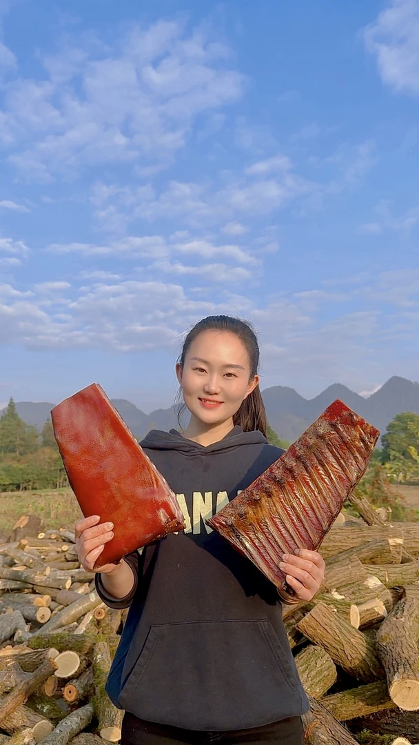 【现场称重】主播介绍为准藏香猪带皮恩施土家柴火烟熏腊味附赠品