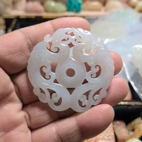 和田玉和田玉质如图所示配饰未镶嵌