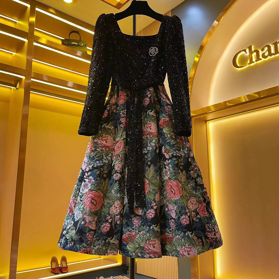 法式名媛轻奢收腰小礼服复古绣花长袖高级感气质长裙秋冬显瘦时尚