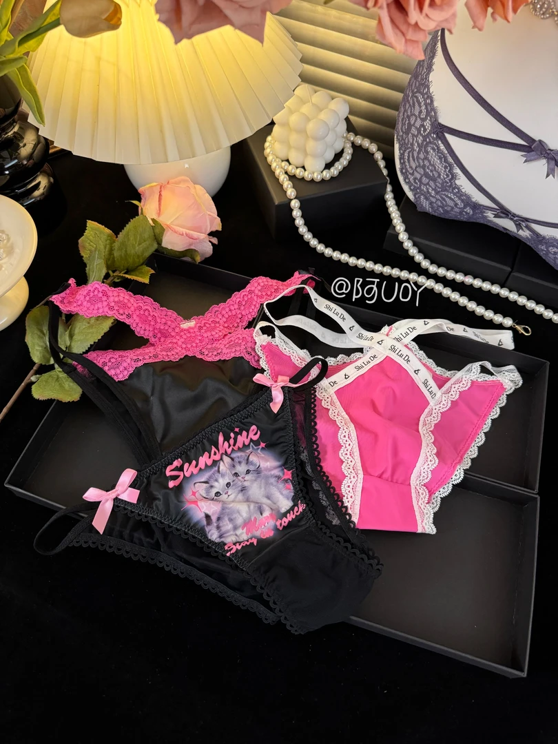 “树莓仙子”性感纯欲缎面美腰内裤