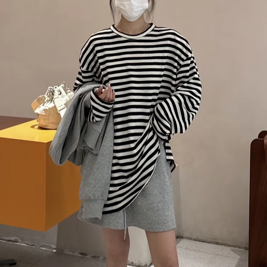 韩系圆领条纹长袖垫肩T恤