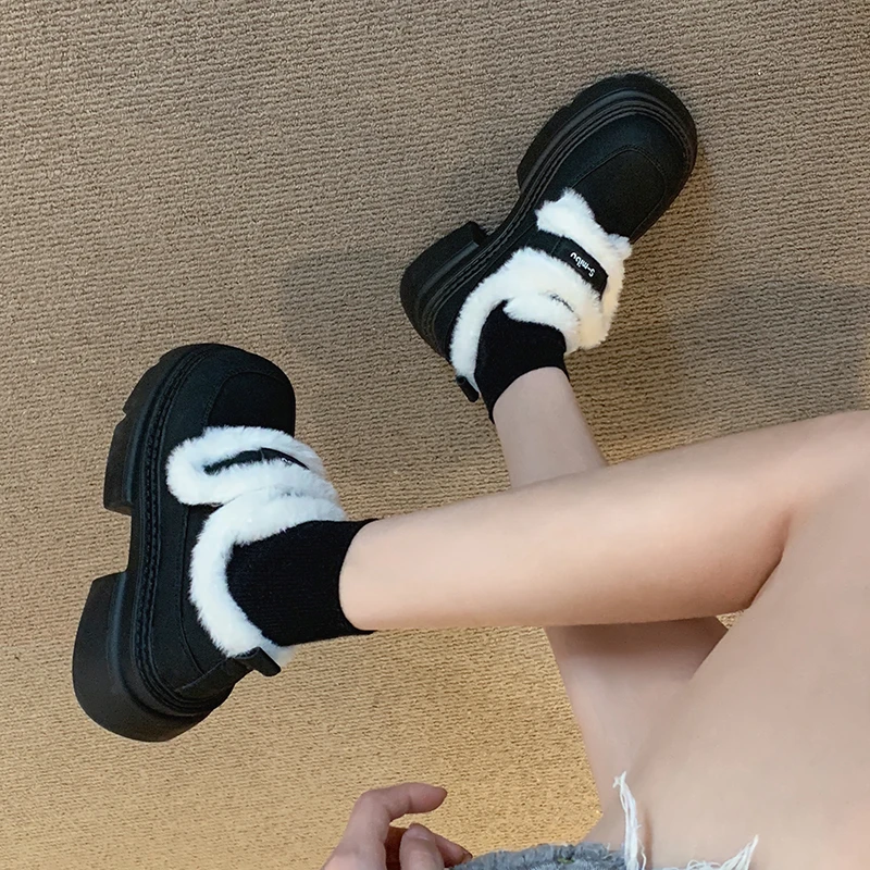 【现货速发】贾不假单鞋女2023冬季新款流行加绒保暖厚底韩系小皮鞋