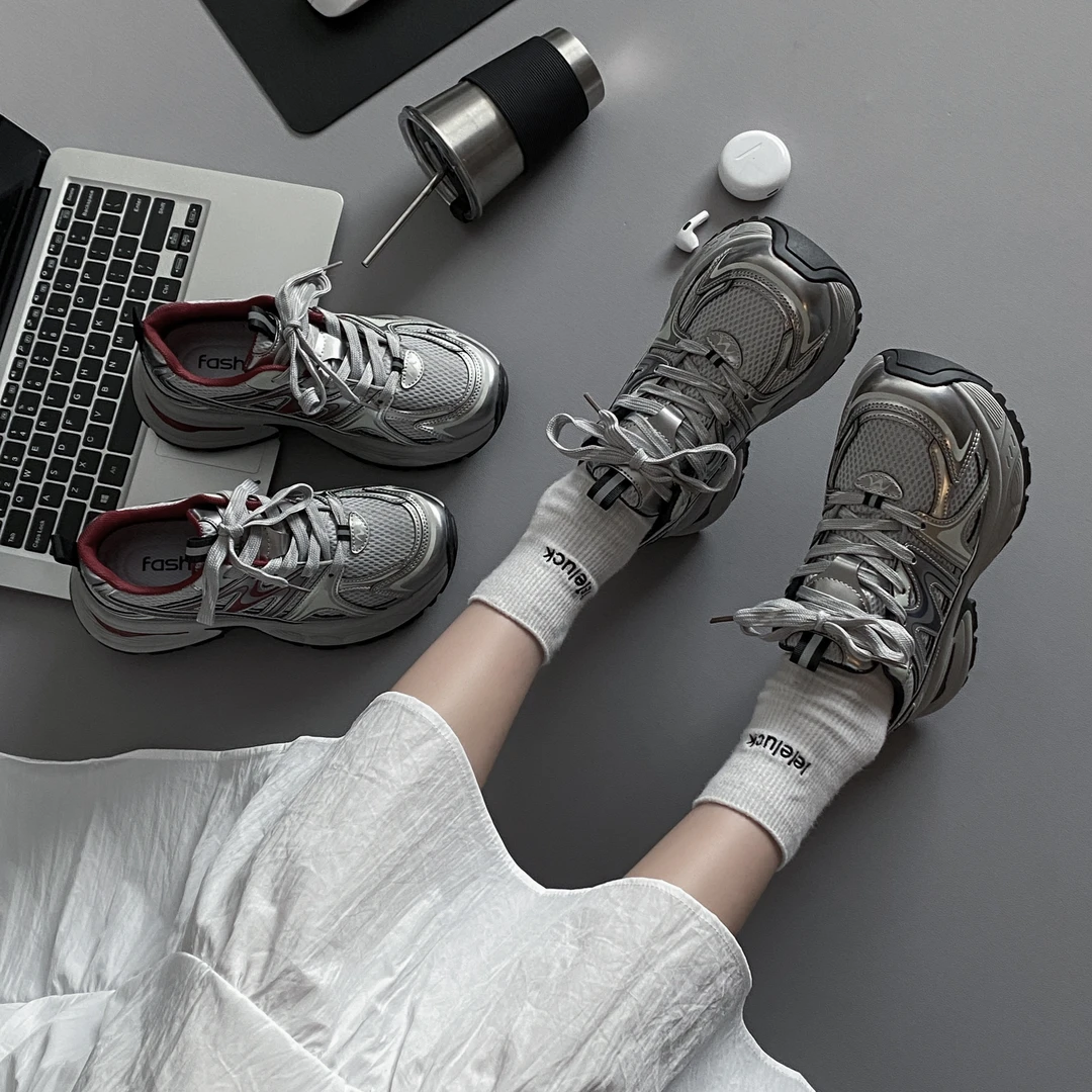 贾不假老爹鞋女秋季2025新款超火百搭学生轻便透气厚底休闲运动鞋