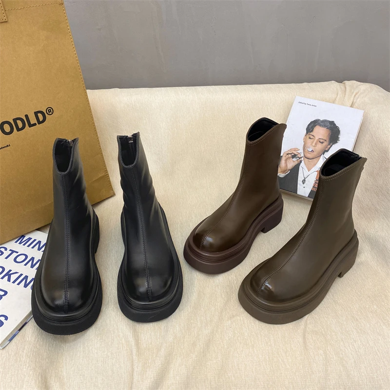 贾不假瘦瘦靴女2025春新款ins网红英伦风时尚圆头休闲切尔西靴