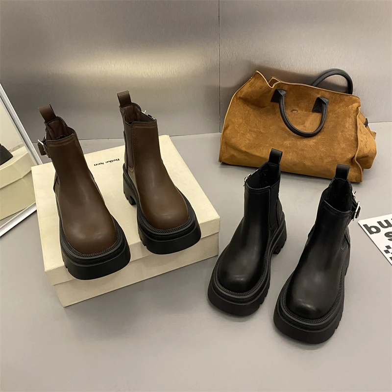 【贾不假】女士短靴2023冬季新款时尚百搭复古帅气厚底炸街切尔西靴