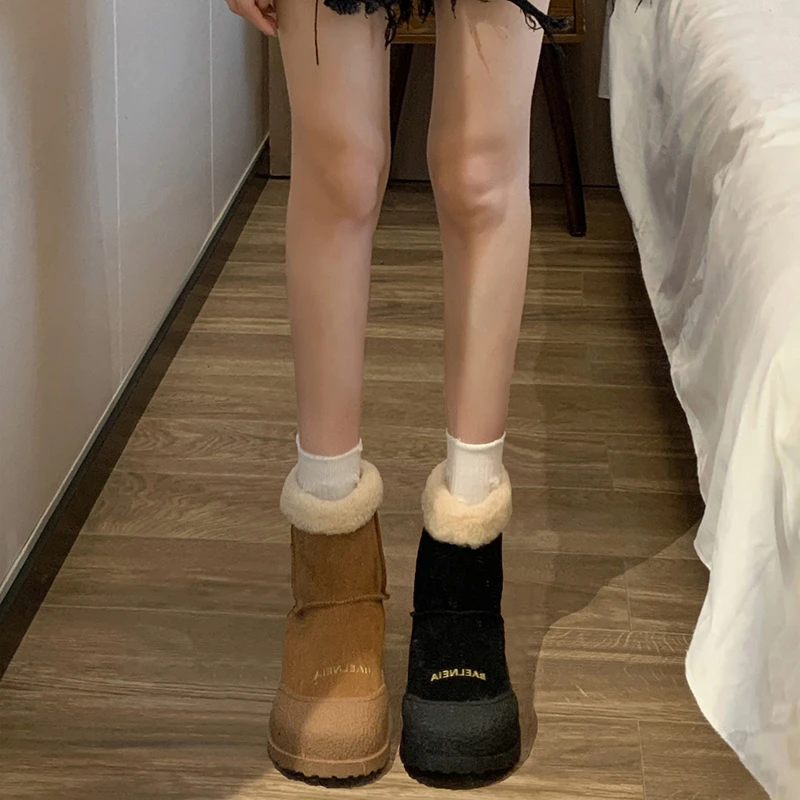 贾不假轻暖感棉鞋女2024冬季新款复古法式洋气保暖防滑厚底雪地靴