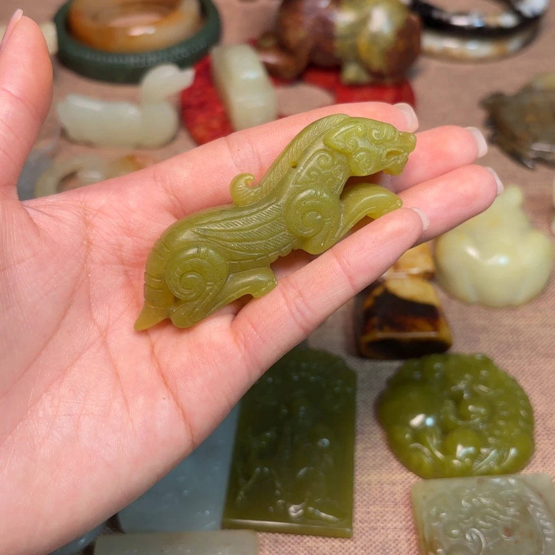 白玉菩提吊坠白玉菩提——白玉菩提
