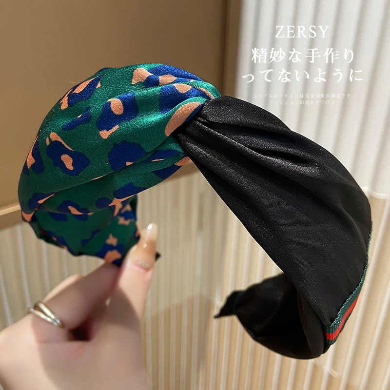 复古豹纹简约交叉发箍高级感布艺宽边显脸小洗脸头箍发捆发卡发饰