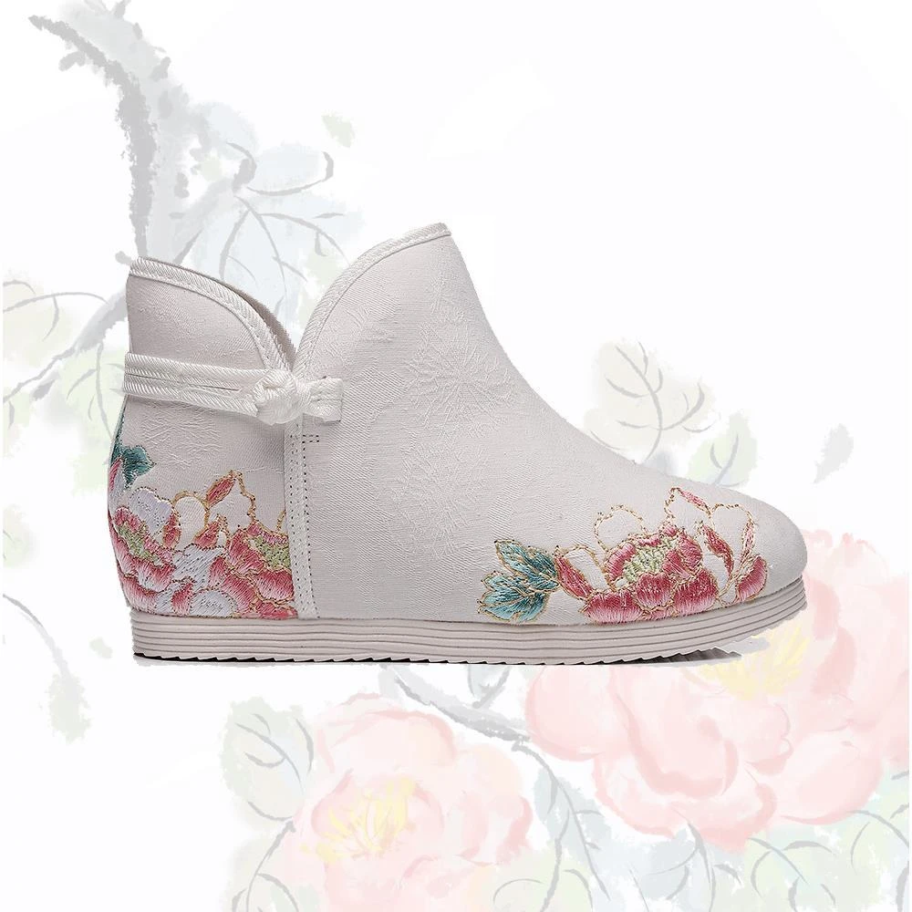 单靴  汉服鞋 短靴 春秋款复古女式绣花布鞋 布靴单鞋