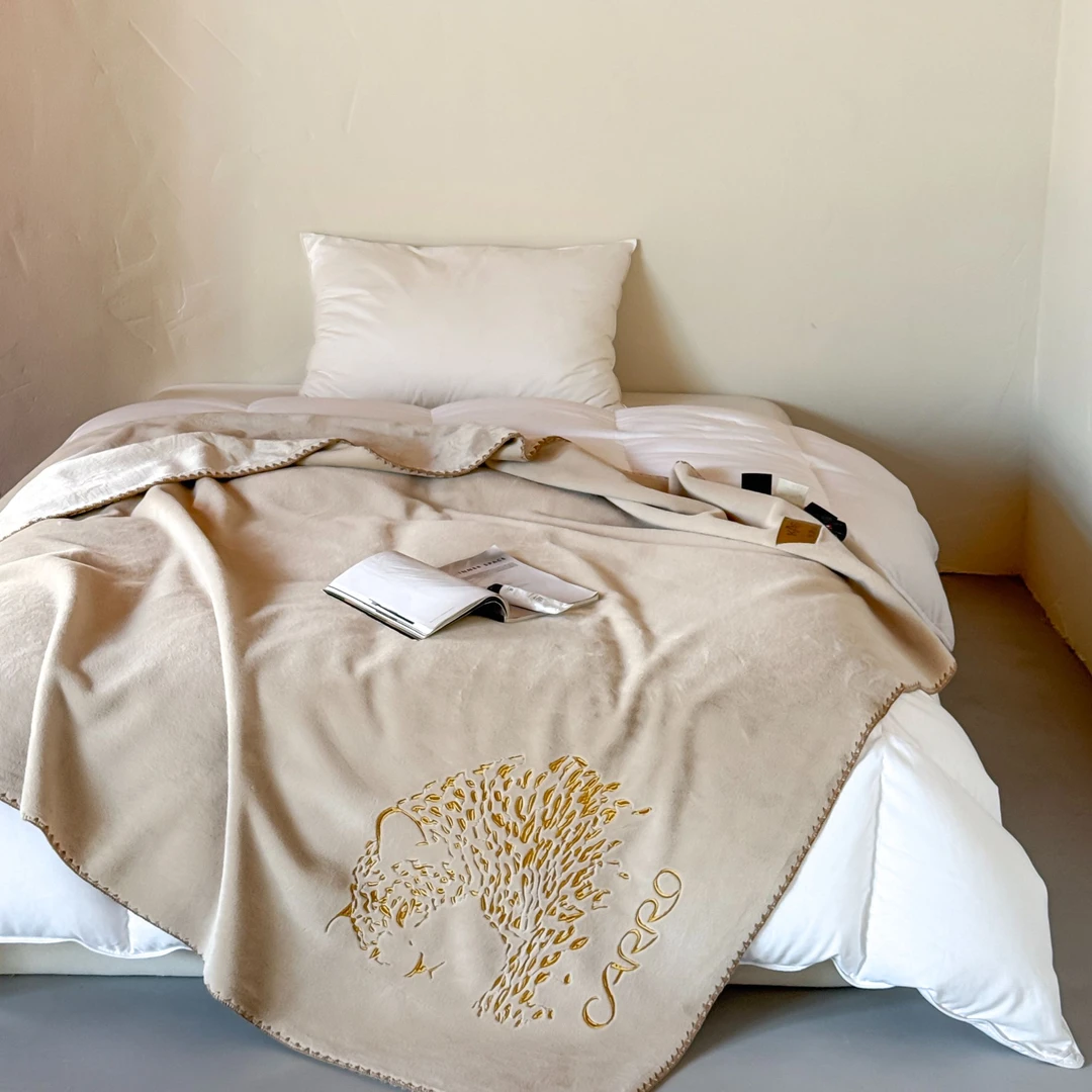 高端简约氛围感水貂绒加厚纯色仿皮草盖毯沙发毯休闲毯午睡毯