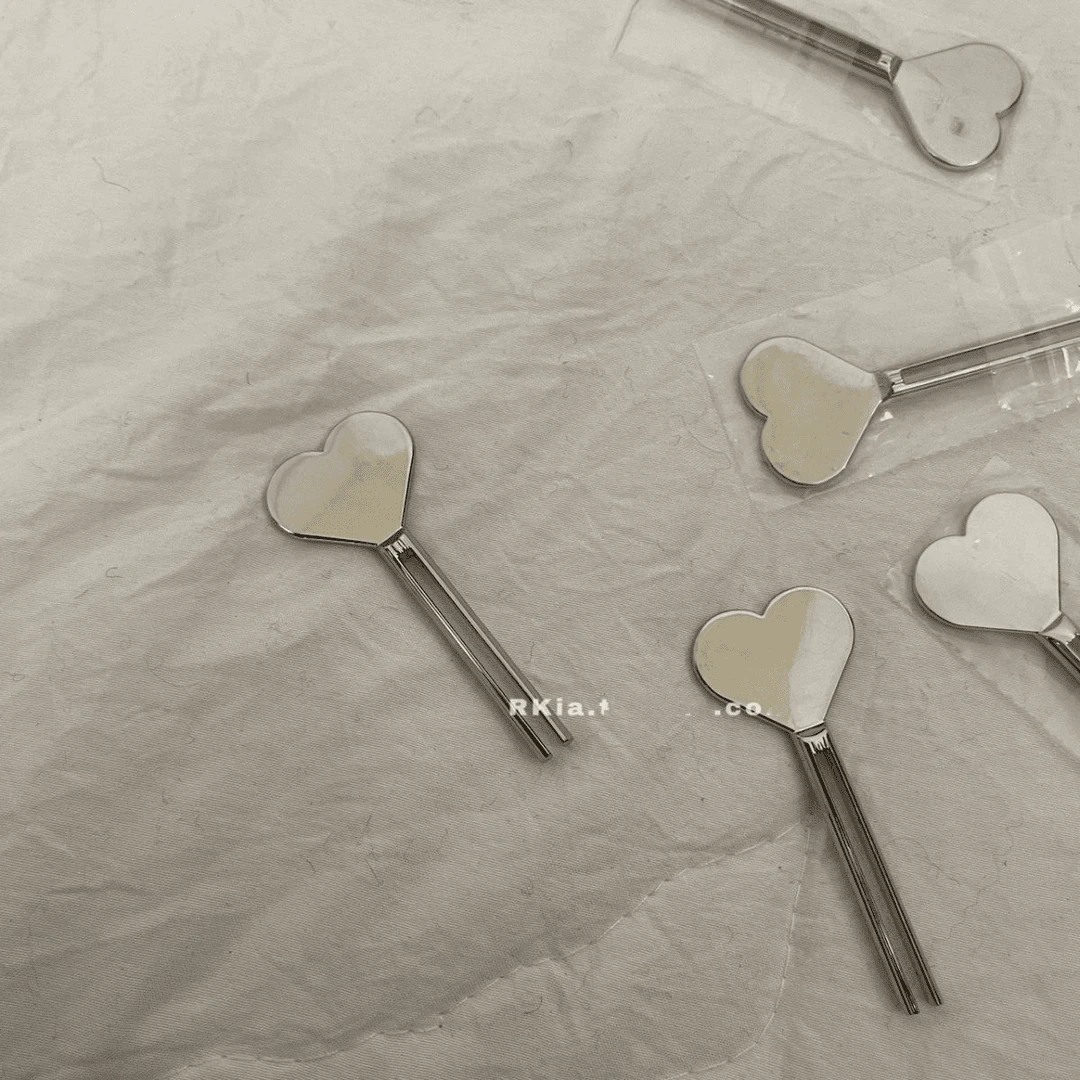 爱心挤牙膏神器高颜值手动金属锌合金不锈钢手霜挤压器牙膏夹家用