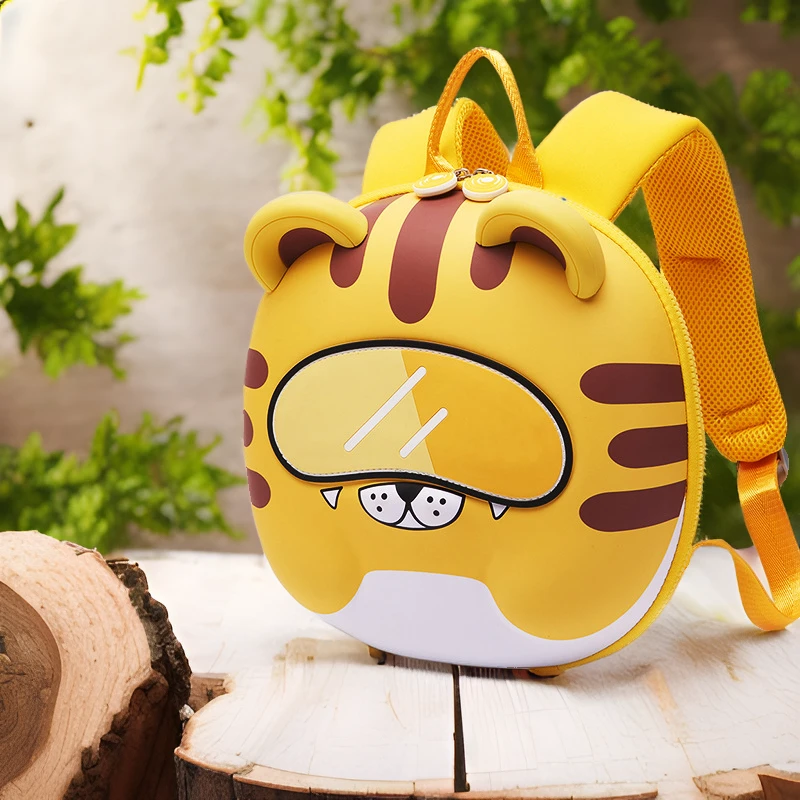 儿童小学生书包幼儿园可爱背包超轻春季卡通宝宝3-5双肩包岁批发