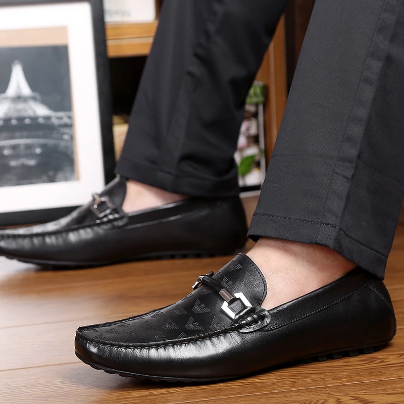 新款豆豆鞋男真皮透气商务休闲皮鞋男英伦时尚软底懒人鞋驾车男士
