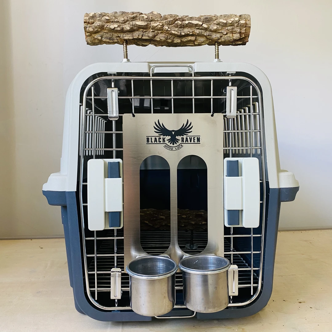 鸦科（红嘴山鸦、渡鸦、白劲、寒鸦）精品放飞航空箱、定制航空箱鸦科笼