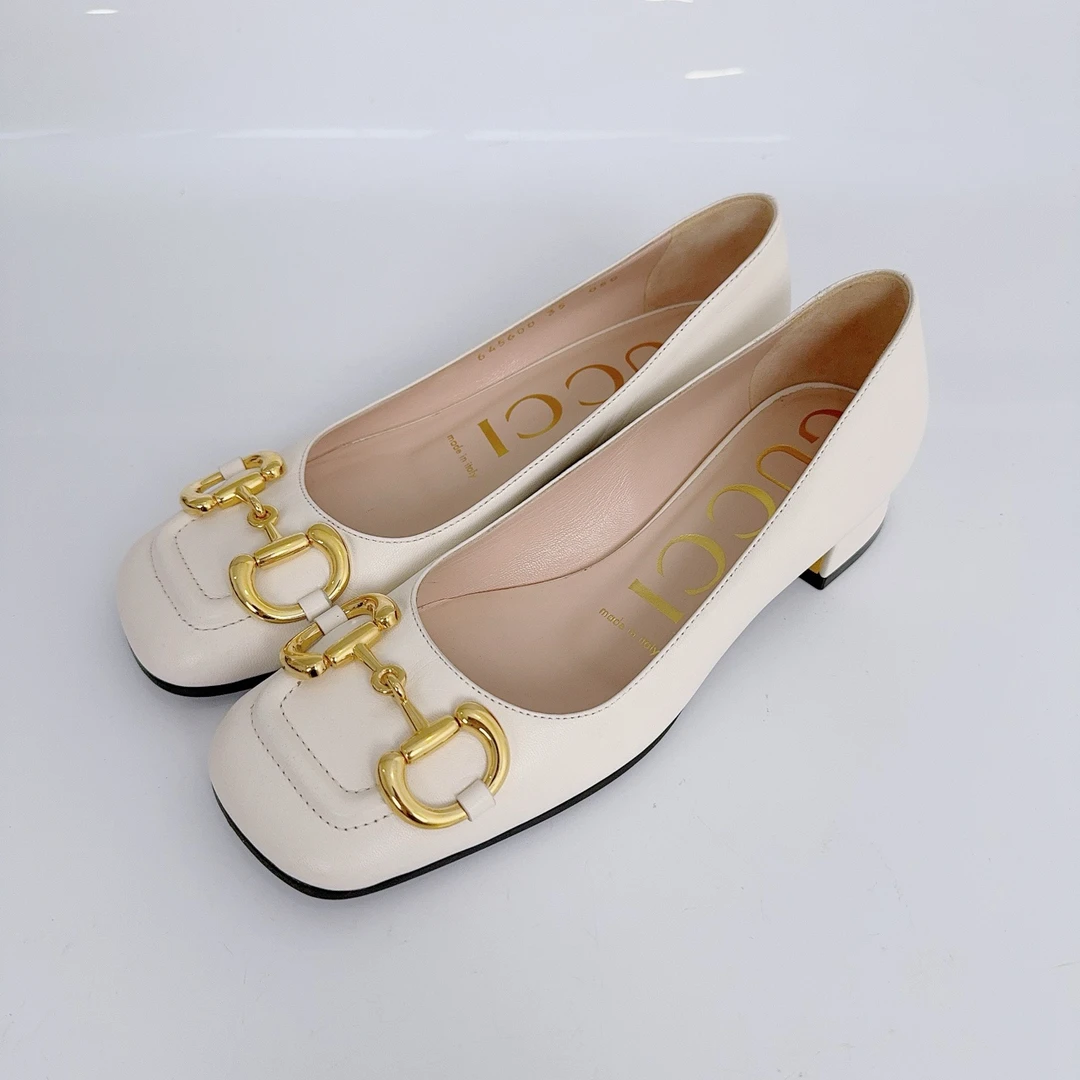 95新 GUCCI/古驰 35码/马衔扣粗跟凉鞋/jm09138