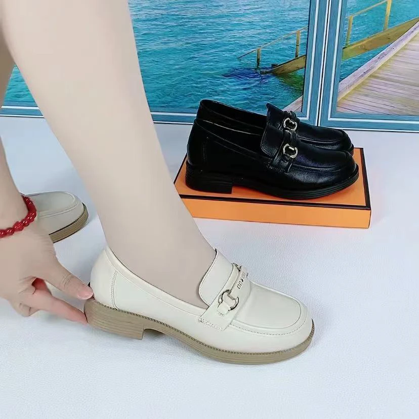 2025厚底皮鞋春秋季新款复古春季真皮脚蹬单鞋英伦女鞋乐福鞋软底