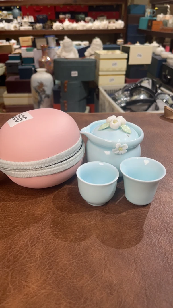 手捏花蓝一壶二杯旅行茶具266