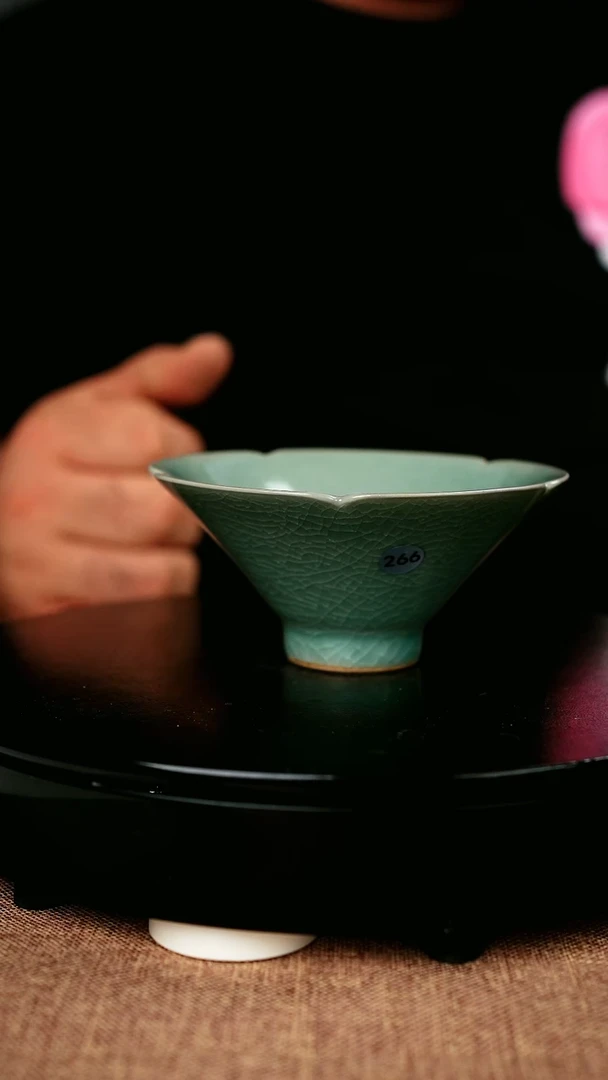 【闪购商品】266#一级品手工仿古釉花口斗笠杯