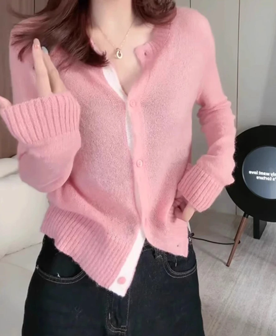 洋气温柔减龄粉色小毛衣外套长袖圆领针织开衫24101201