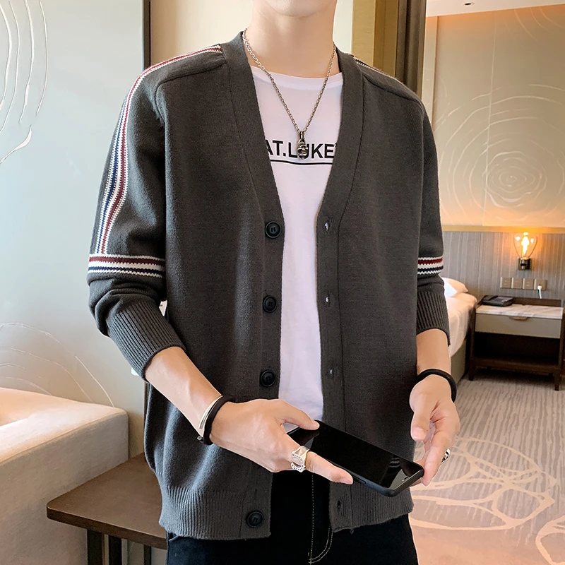 新拼接撞色针织开衫披风轻熟风男装上衣男士长袖时尚休闲百搭毛衣
