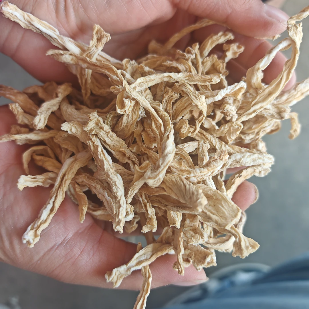 跑山阿红代卖萝卜干