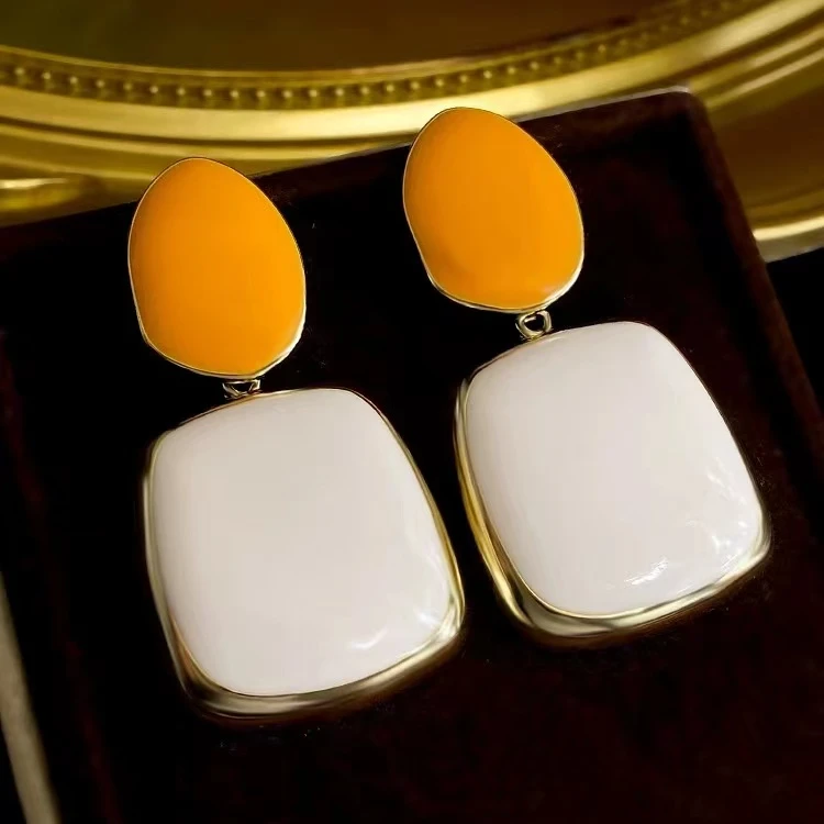 铜合金耳饰 高级感耳环2024新款潮气质滴釉彩色耳钉女夸张轻奢ins