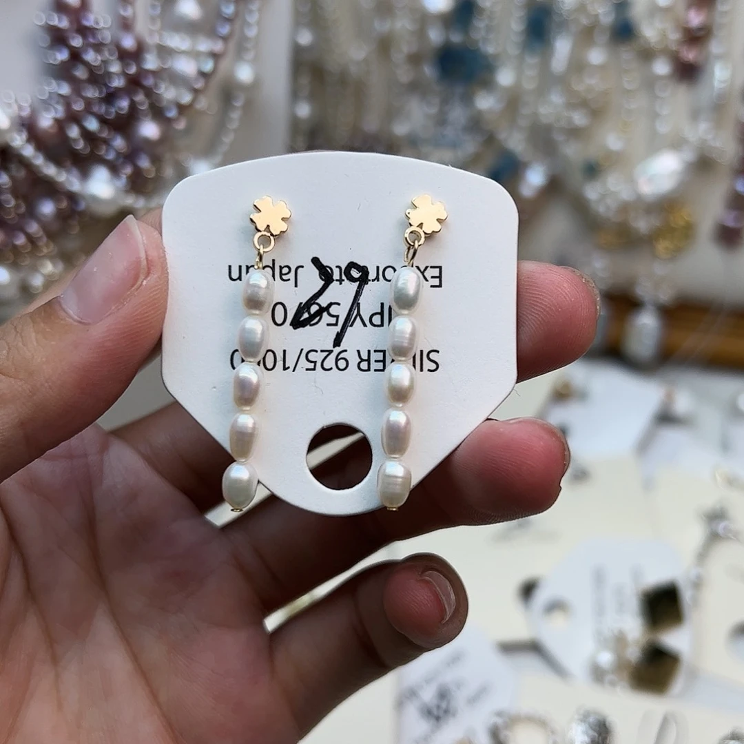 淡水珍珠耳饰未镶嵌