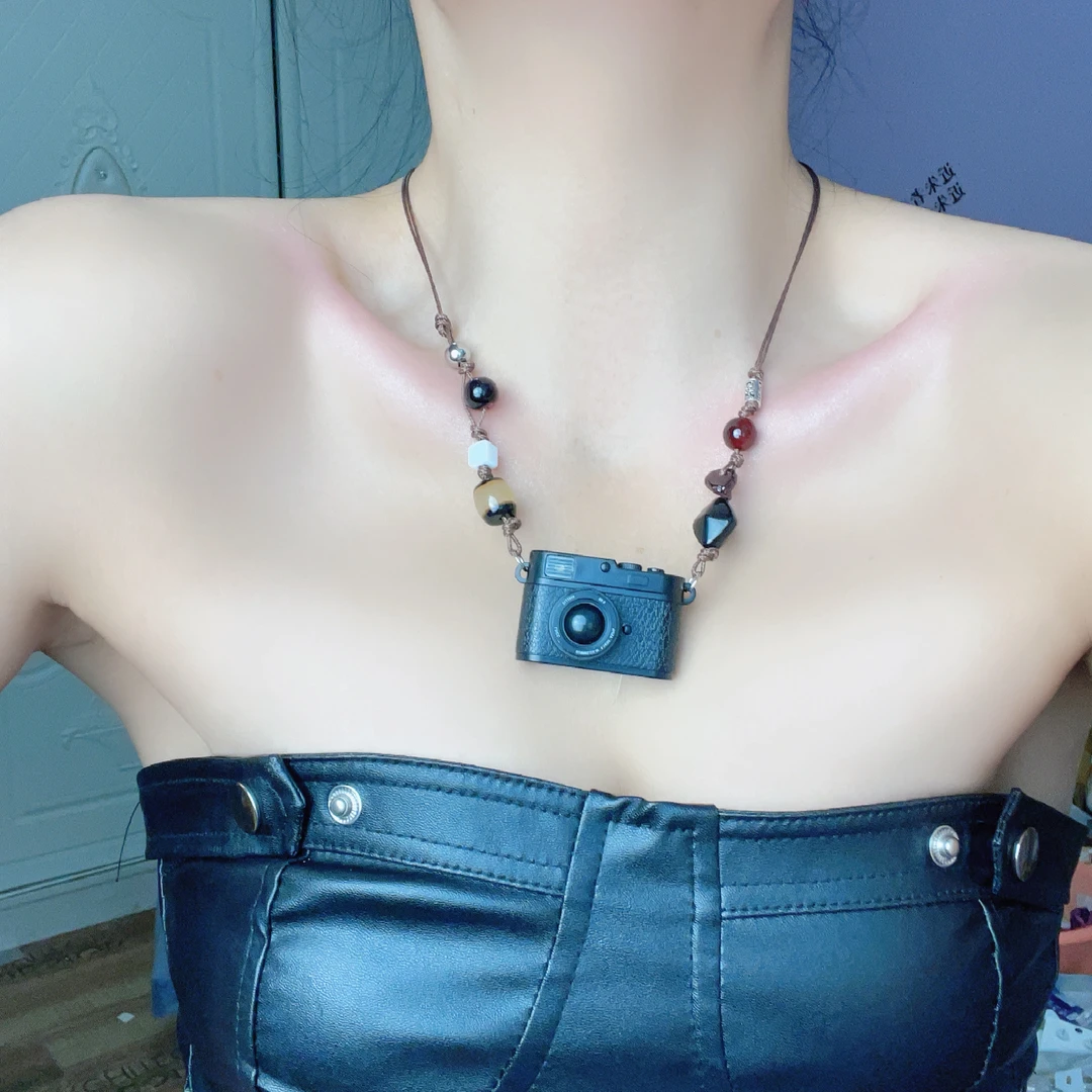 非金属皮质项链 锁骨链百搭相机项链毛衣链甜酷颈链休闲复古欧美