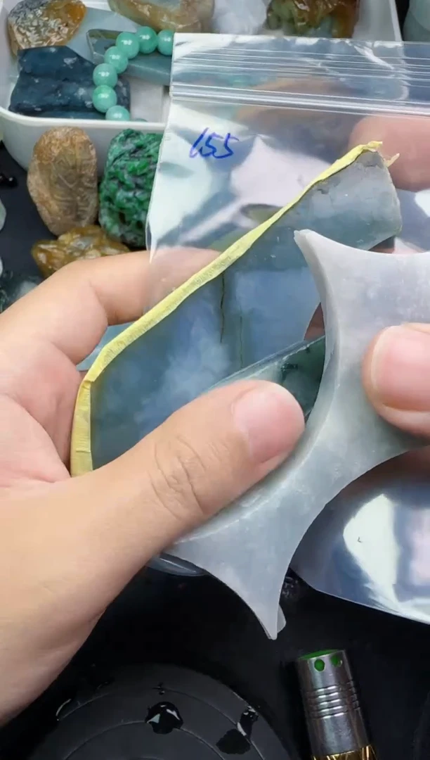 【闪购商品】翡翠挂件未镶嵌155天然A货翡翠