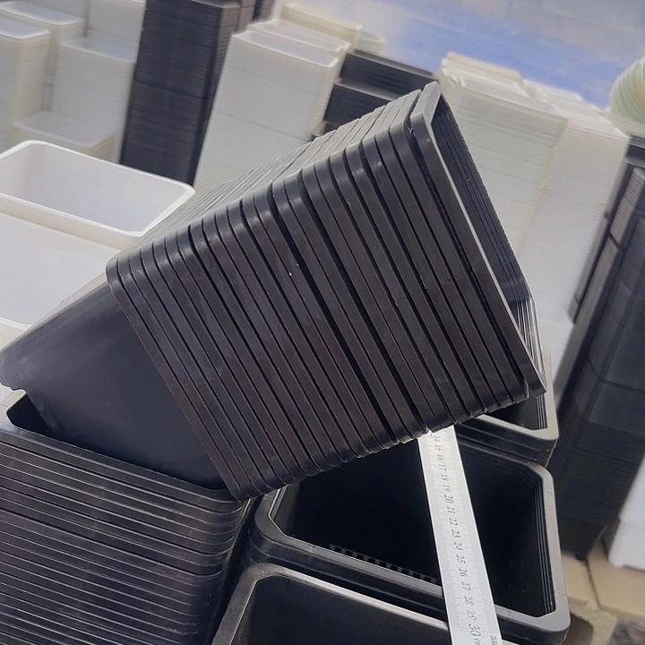 140黑方盆13公分高10公分15个