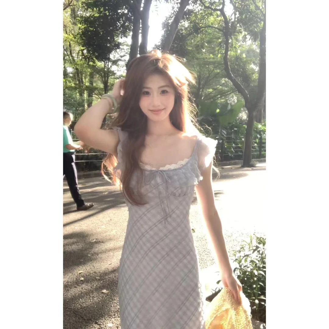 白水女【夏日氧气】感法式气质修身显瘦雾霾奶蓝连衣裙B40642319