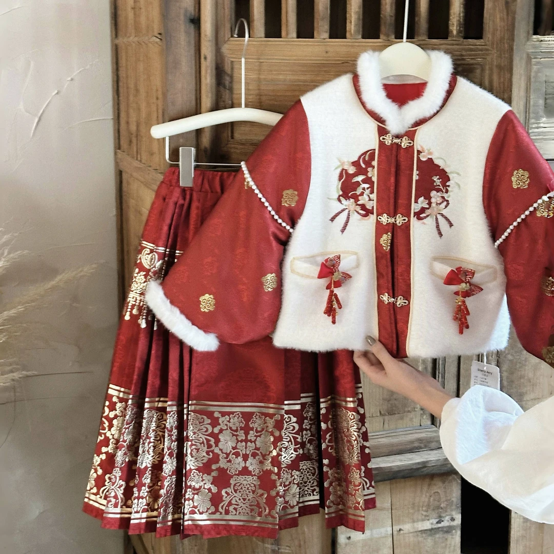 半汐月汉服女童冬季拜年服2024新款中国风加绒加厚织金马面裙套装