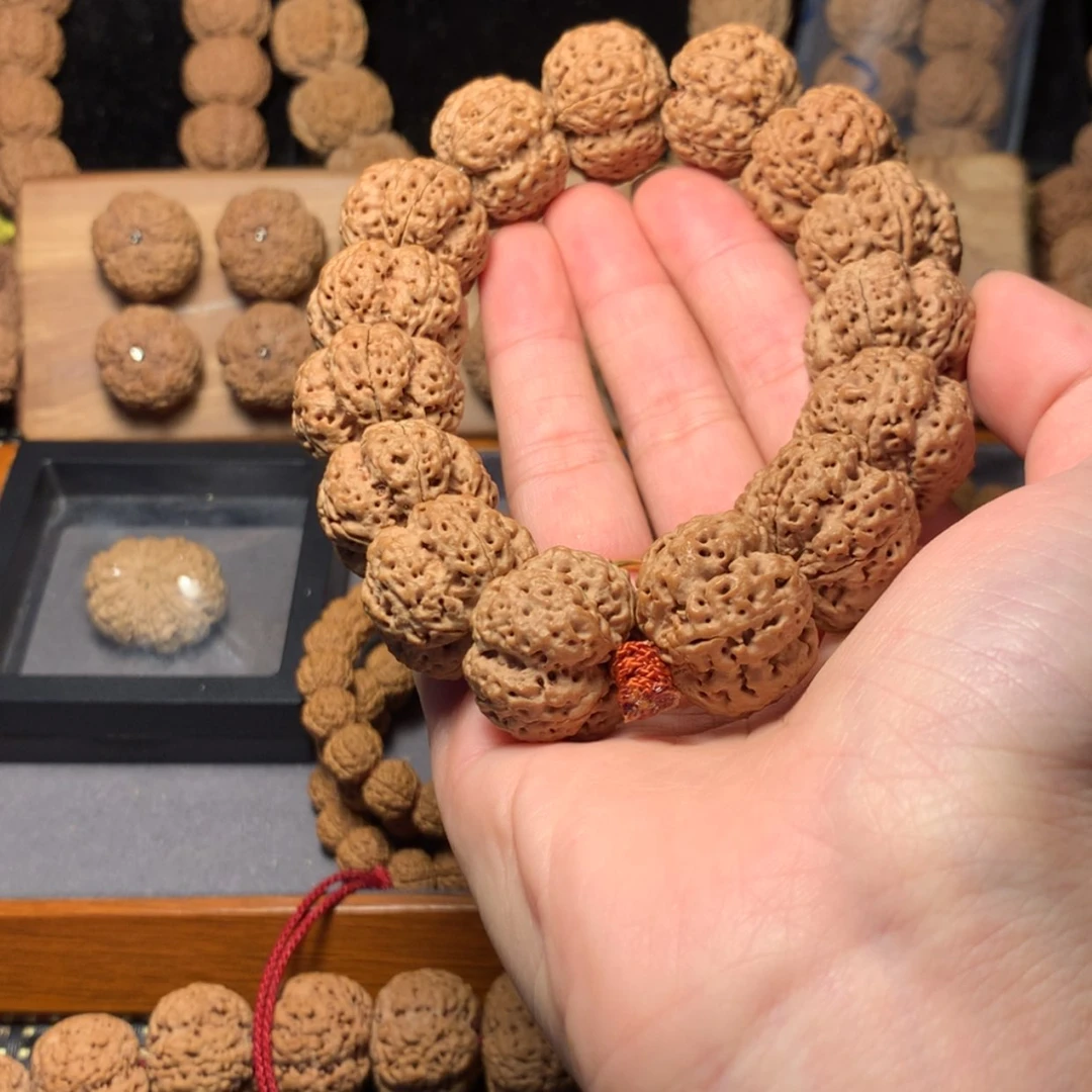 【闪购商品】金刚菩提手串L**q