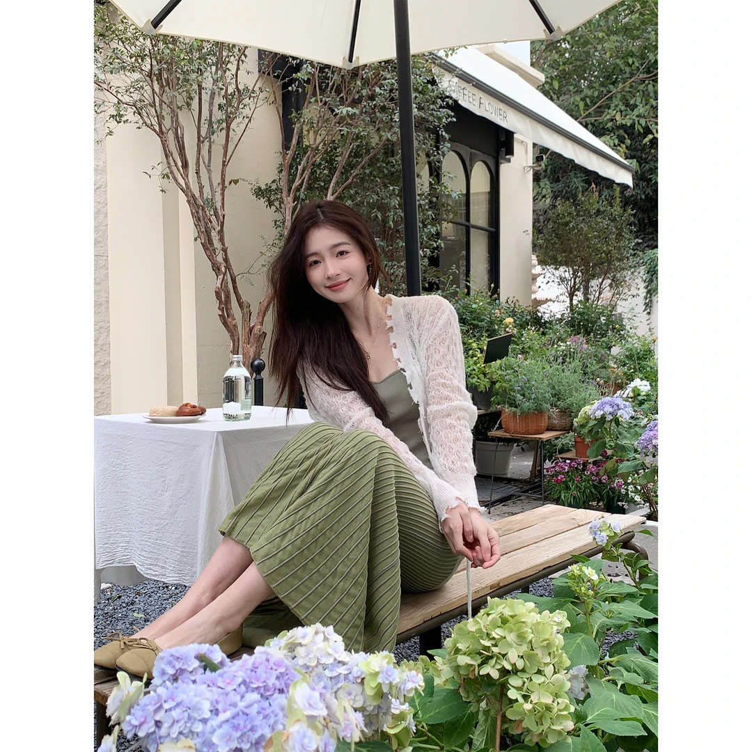 闭店青青《公主早茶》早春吊带气质显瘦小众女装连衣裙收腰设计感