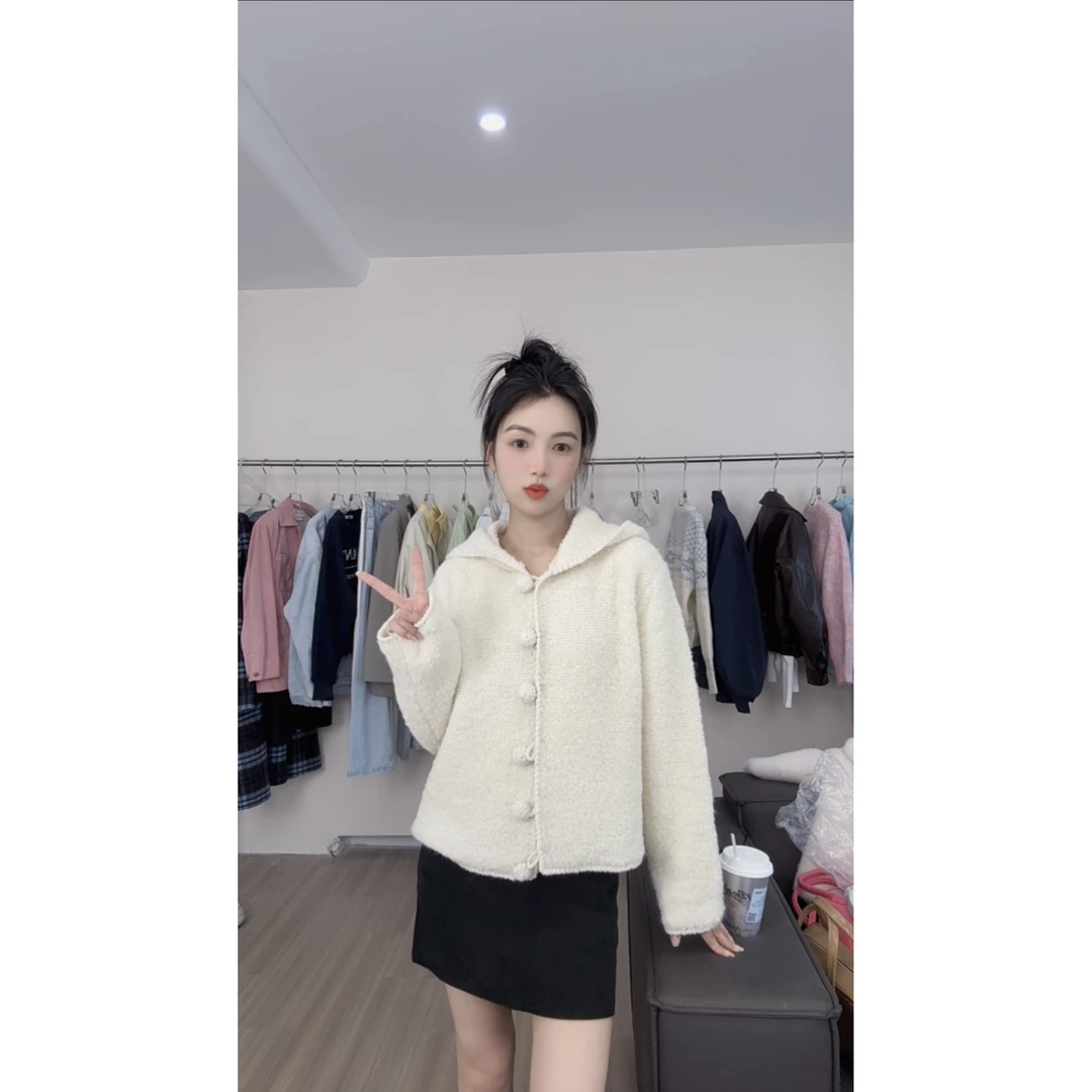 SEOUL KOREA——糯唧唧  韩代东大门小众连帽毛衣