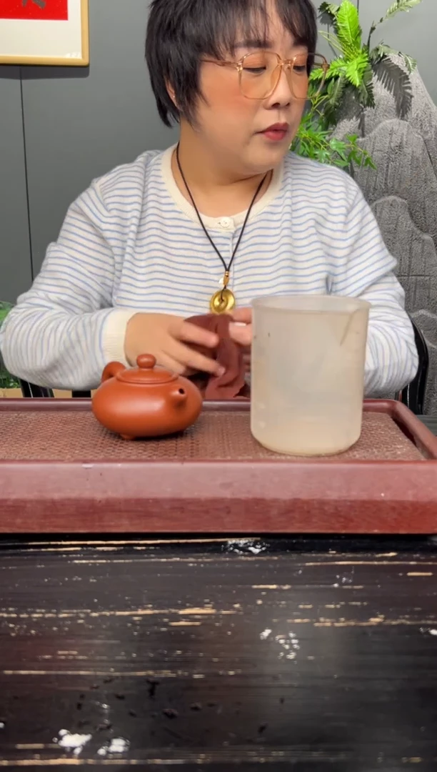 【闪购商品】紫砂茶壶降坡 三足 道洪