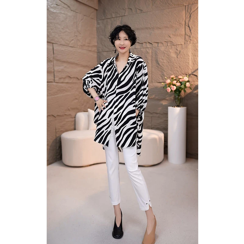 【独立设计】夏季新款休闲女装斑马纹气质外穿小衫-8850