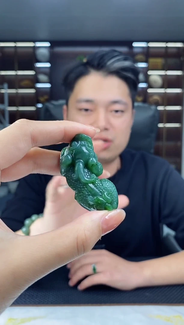 【闪购商品】和田玉颈饰未镶嵌貔貅吊牌（清货多样性发）