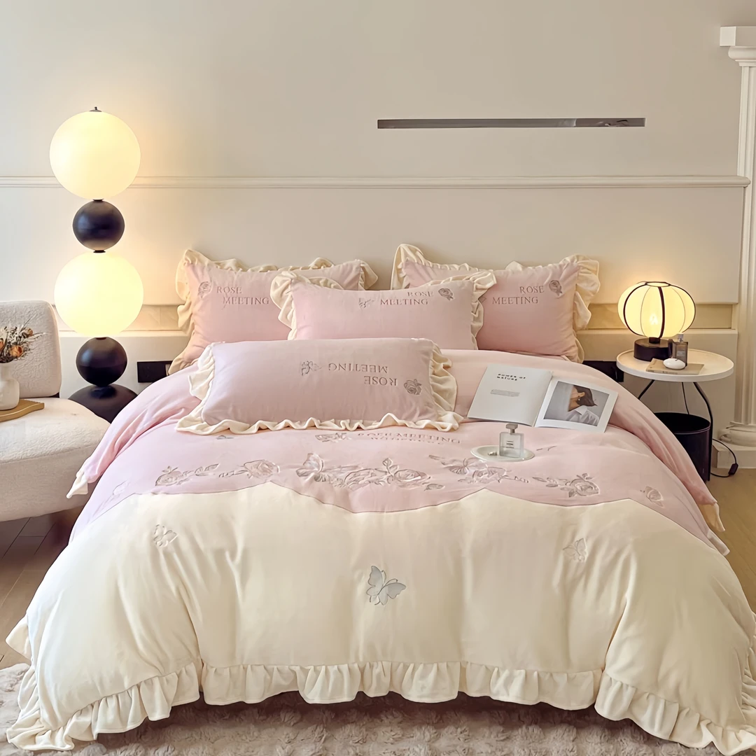 2025新款高档牛奶绒法式少女心刺绣四件套加厚绣花水晶绒双面绒床