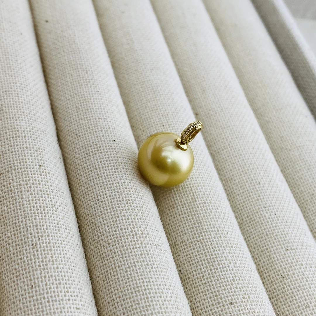 南洋金珠吊坠18k金镶钻天然海水珍珠百搭气质正圆无暇强光镶嵌