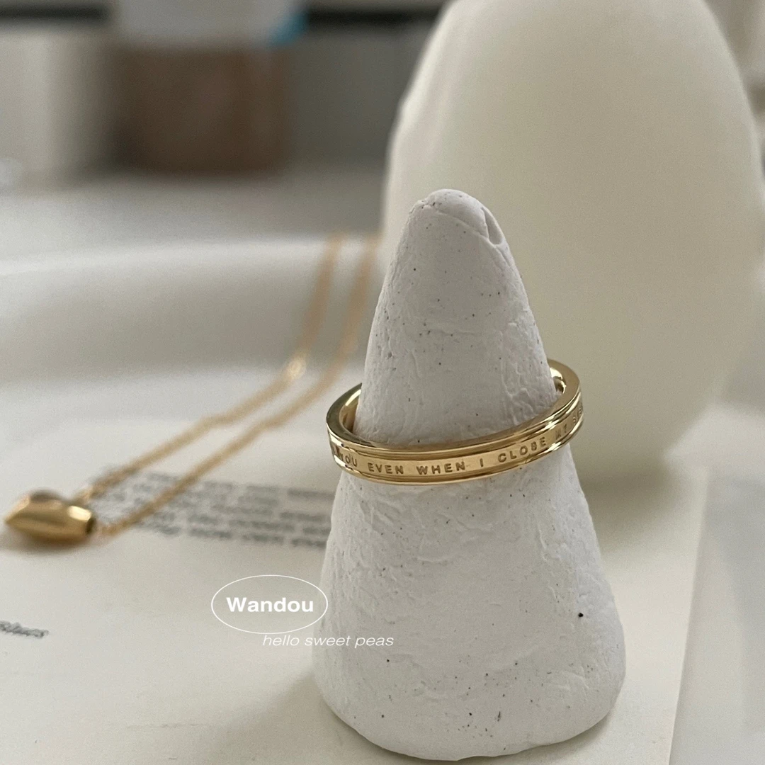 钛钢戒指 洗手不用摘钛钢不掉色雕刻字母戒指女ins简约小众食指戒