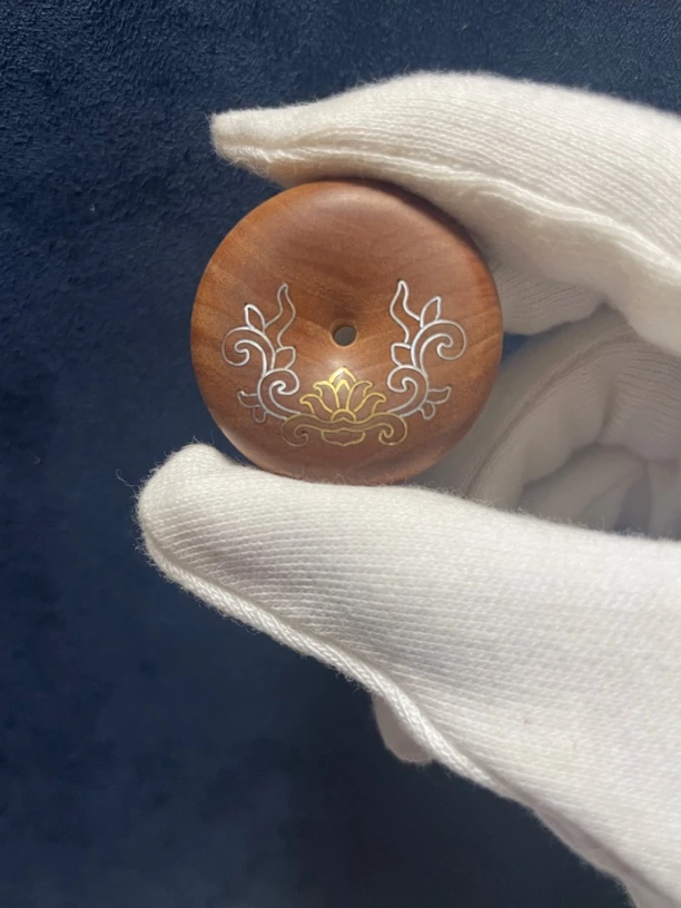 印度迈索尔山檀香横纹黑肉平安扣措24k金和银