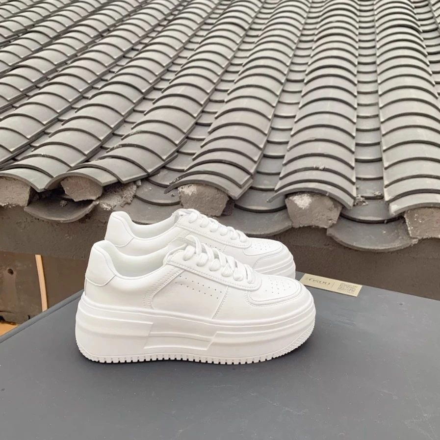 【轩羽专属】首尔晴天～增高厚底休闲小白鞋板鞋E21D118A百搭